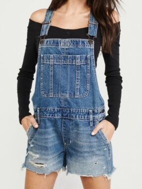 A&F - Denim Overalls Short